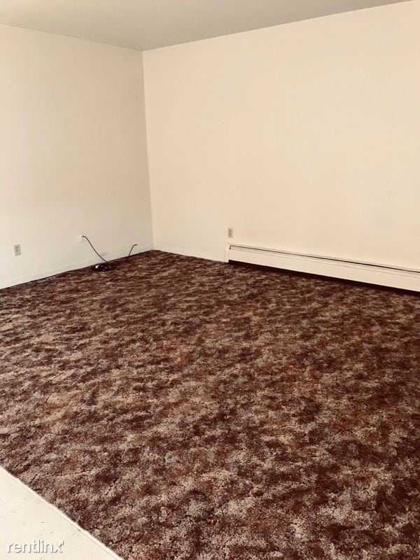 Building Photo - 2 br, 1.5 bath Apartment - 654 Walter Street