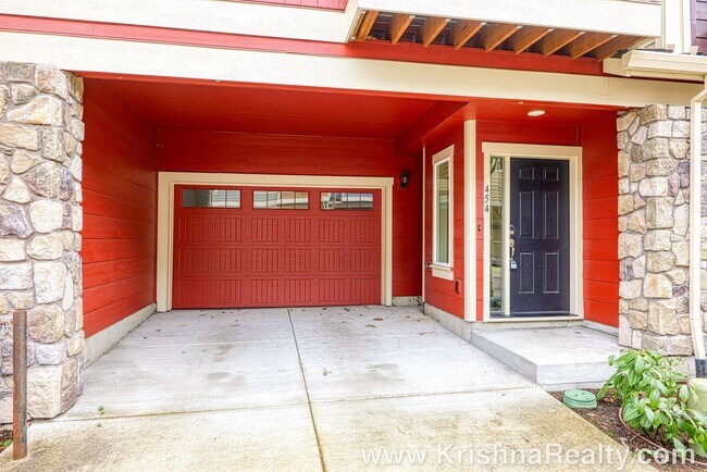 Foto del edificio - Lovely 3 BR | 2.5 BA Townhome | Hillsboro | Minutes from Orenco Station | Excellent Location!
