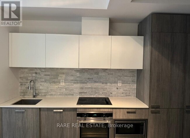 Photo du bâtiment - 50 Charles St E