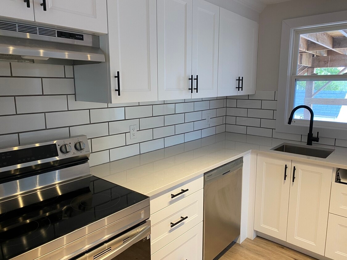 37 Convoy Av Unit 1, Halifax, NS B3N 2P5 Apartments 37 Convoy Av