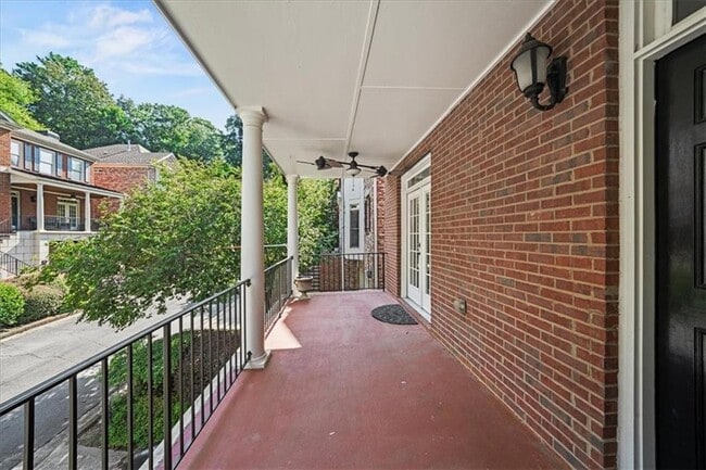 Photo - 1127 Ashton Bluff Drive NE Unit House