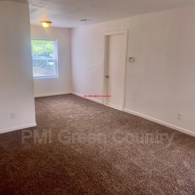 Foto del edificio - 3246 N Garrison Ave