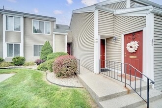 Building Photo - 38 Nassau Dr