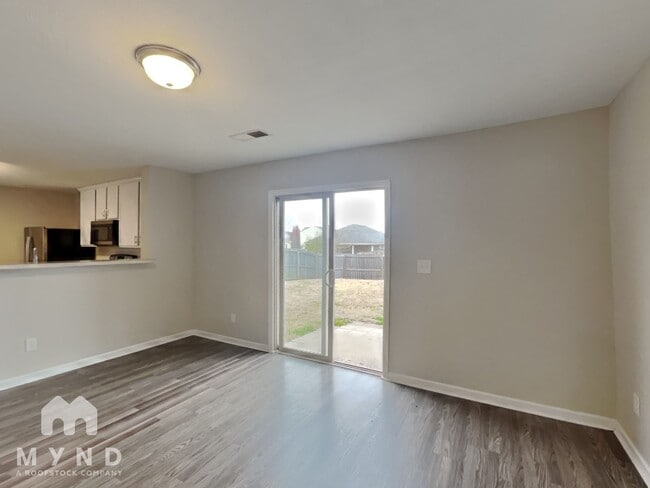 Building Photo - 104 David Barnes Dr