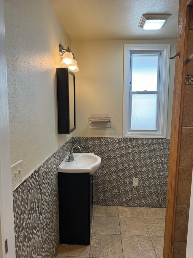 Foto del edificio - 2108 N 1st St