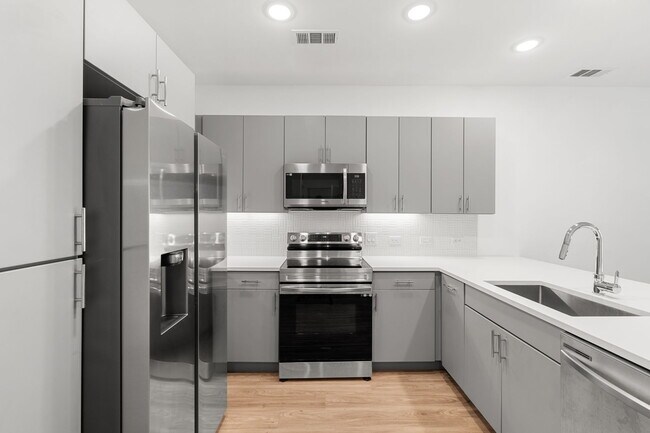 Foto del edificio - 4801 Springdale Rd