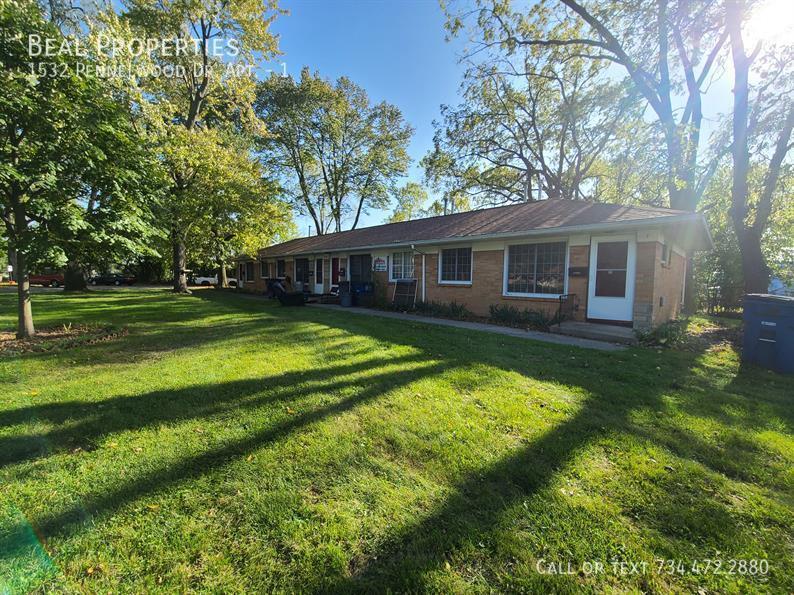 1532 Pennelwood Dr Unit 1, Toledo, OH 43614 Room for Rent in Toledo