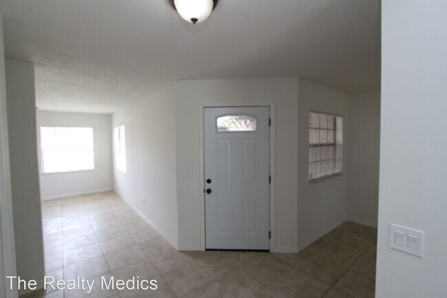 Building Photo - 3 br, 2 bath House - 2314 Harding Circle