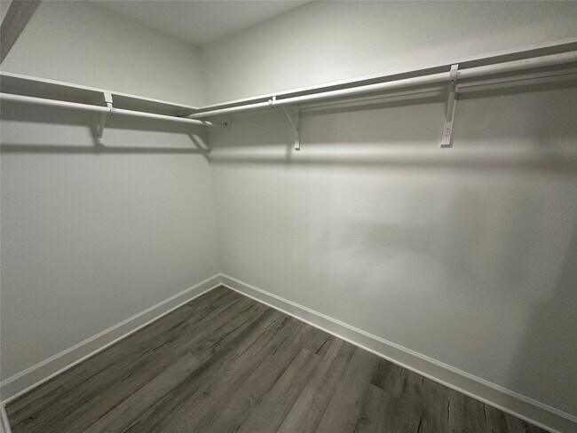 Foto del edificio - 9707 Richmond Ave