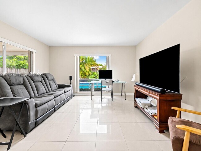 Foto del edificio - 2210 N 57th Way