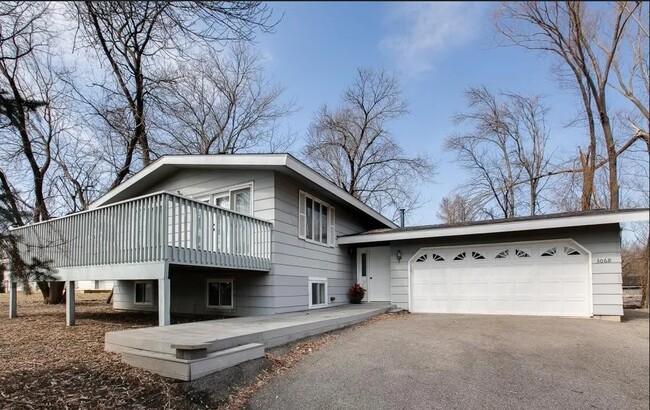Building Photo - 3068 Spring Lake Rd SW