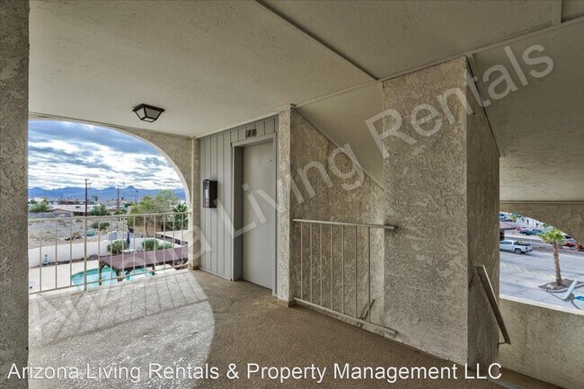 Foto del edificio - 1 br, 1 bath House - 1720 Bahama Avenue B4