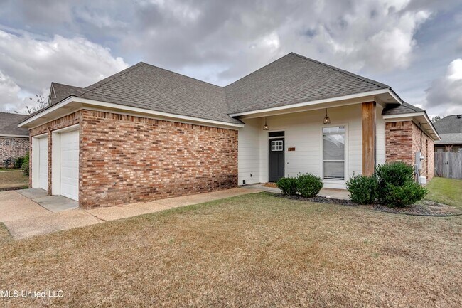 Foto del edificio - 120 Lennox Pl