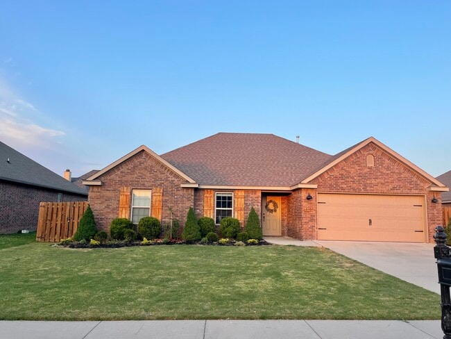 Building Photo - 3761 Barton Spring St