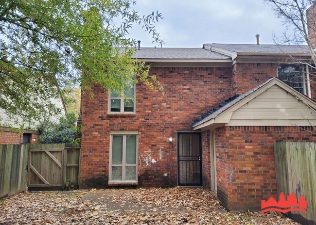 Building Photo - 6279 Kirby Downs Dr