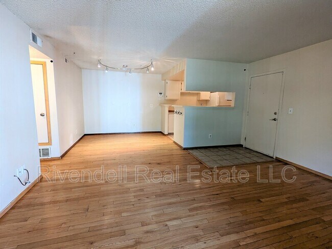 Foto del edificio - 18043 E Ohio Ave