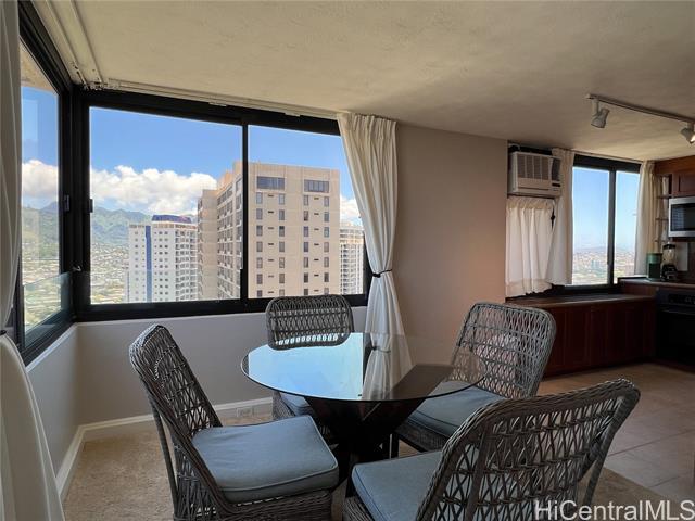 Foto del edificio - 343 Hobron Ln