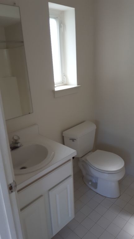 Foto del edificio - 6703 Pleasant Ct