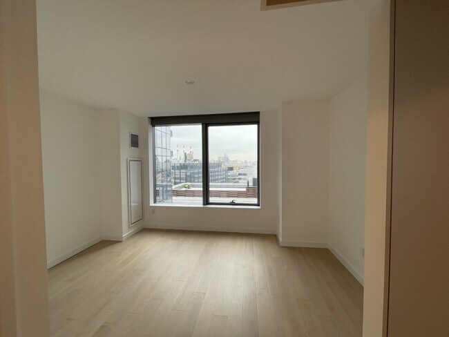 Foto del edificio - 2315 44th Dr