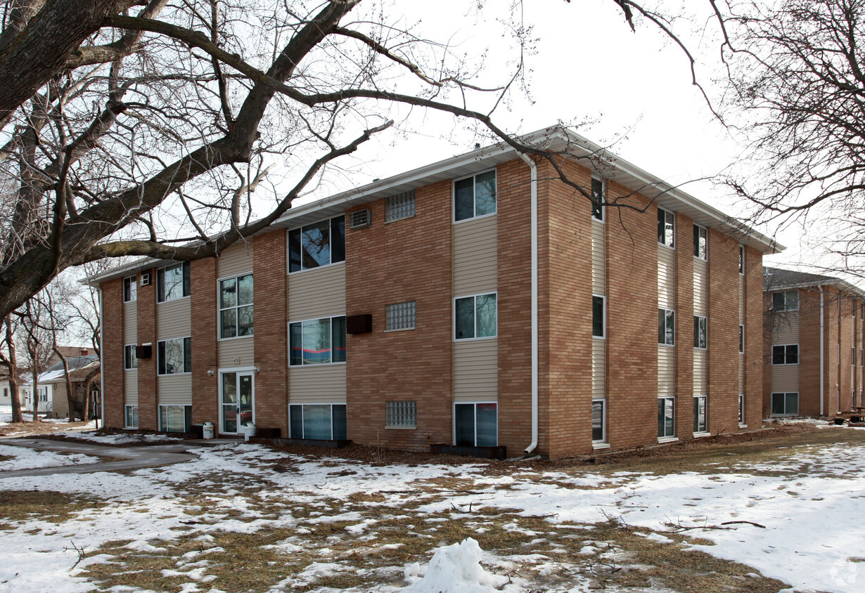 Primary Photo - 4176 Adair Ave N