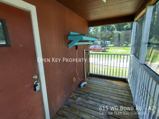 Foto del edificio - 615 Wg Bond Rd