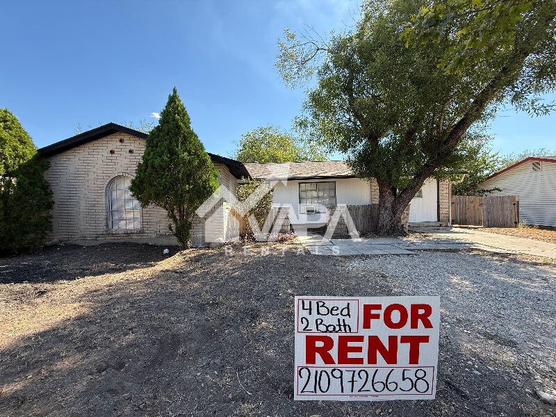Foto principal - 9418 Shields Dr