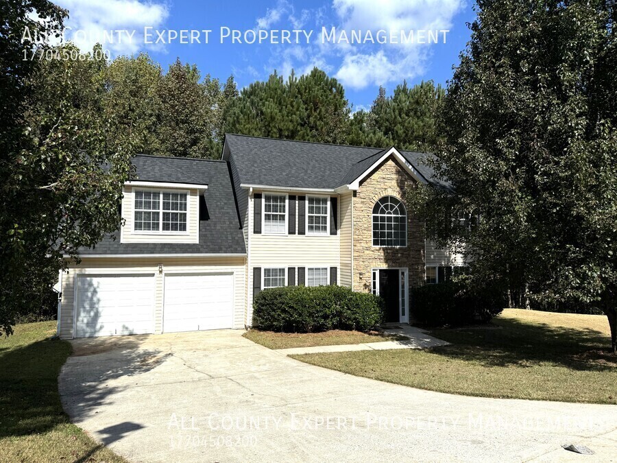 Primary Photo - Wonderful 4 Bedroom Home in Douglasville