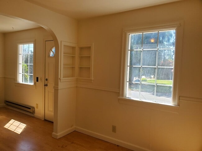 Foto del edificio - Darling 2 bedroom between Manette & Illahee