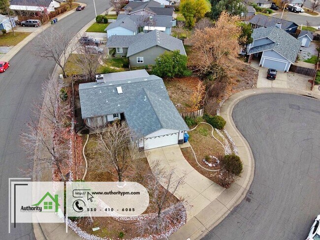 Building Photo - 839 Wild Goose Ct.  East Redding, Near Bou...