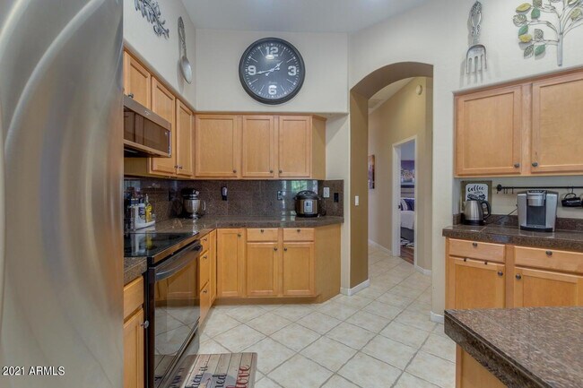 Foto del edificio - 3922 E Carson Rd