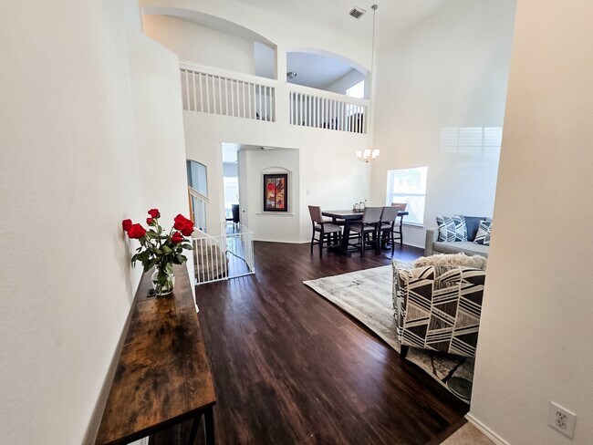 Foto del edificio - 32347 Hunter Park Ct