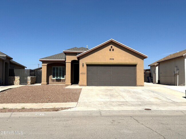 Building Photo - 3729 Loma Brisa Dr