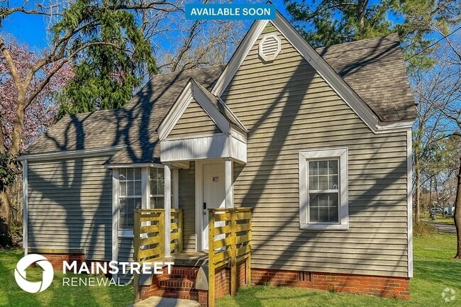 Building Photo - 125 Inglenook Dr