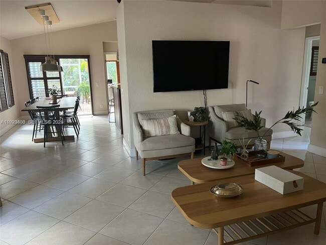 Foto del edificio - 1564 Sunset Way