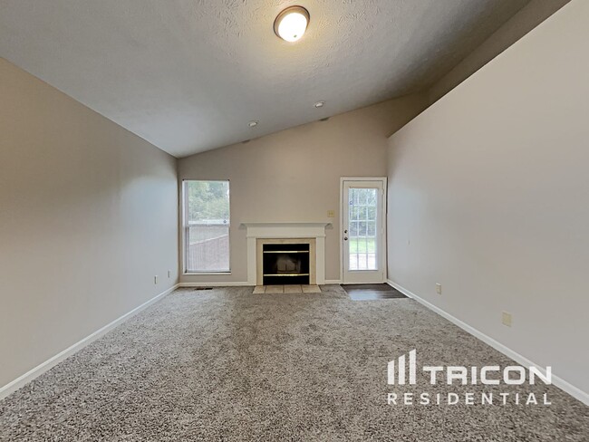 Building Photo - 6028 Hayford Court Indianapolis IN