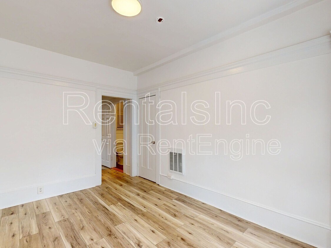 Foto principal - 1049 Post St