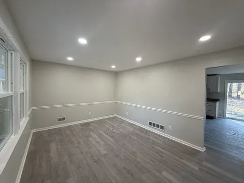 Foto del edificio - 32 King Arthur Ct