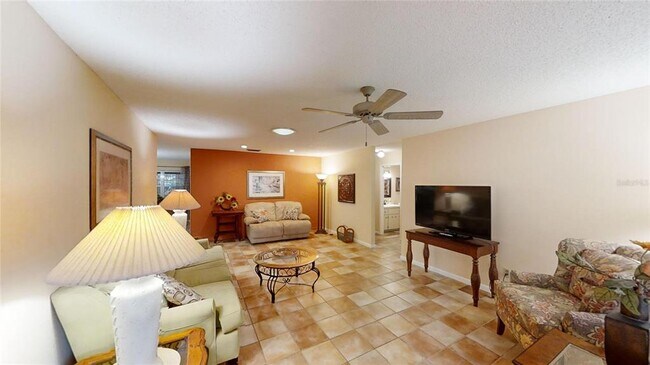 Building Photo - 8500 SW 93rd Ln