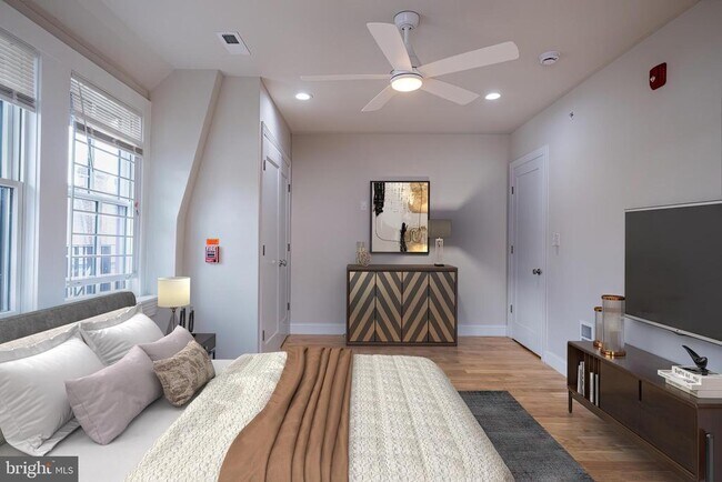 Foto del edificio - 333 S 21st St