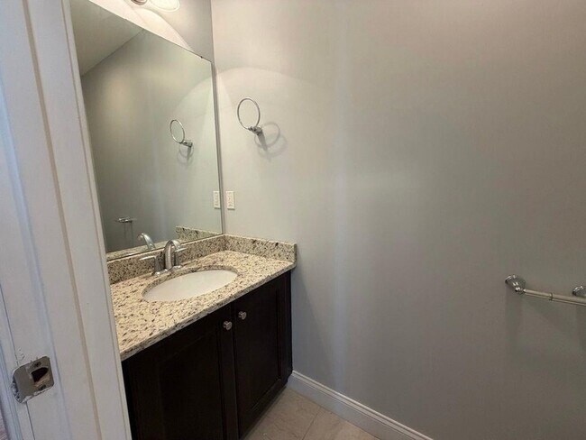 Building Photo - 75 Deerwood Dr