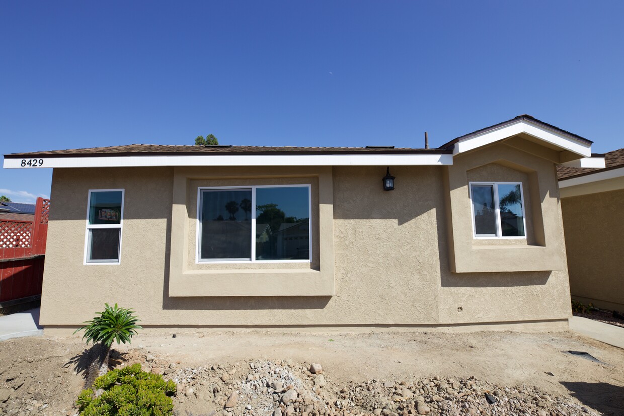 Primary Photo - 8429 Menkar Rd