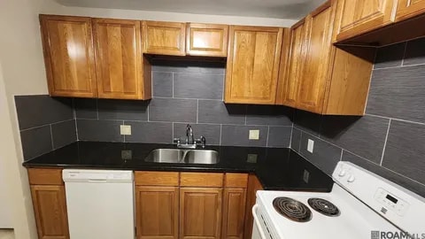 Foto del edificio - 3412 Yorkfield Dr