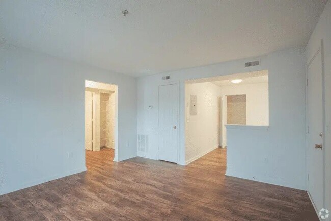 Foto del edificio - 100 Marshview Dr