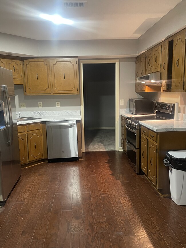 Foto del edificio - 553 Heritage Ln