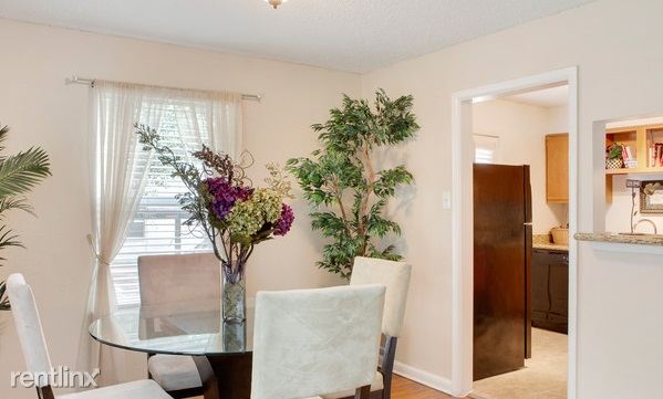 Fotografía del edificio - 5051 Lahoma St