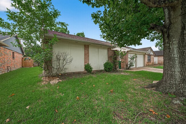 Foto del edificio - 6722 Kearney Dr