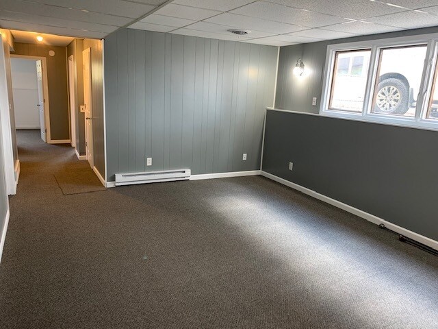 sala de estar - 1627 Main St S