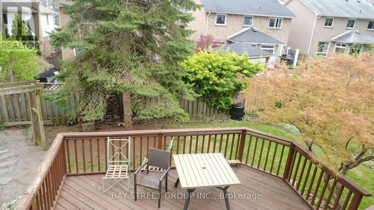 Primary Photo - 9 Chadburn Crescent