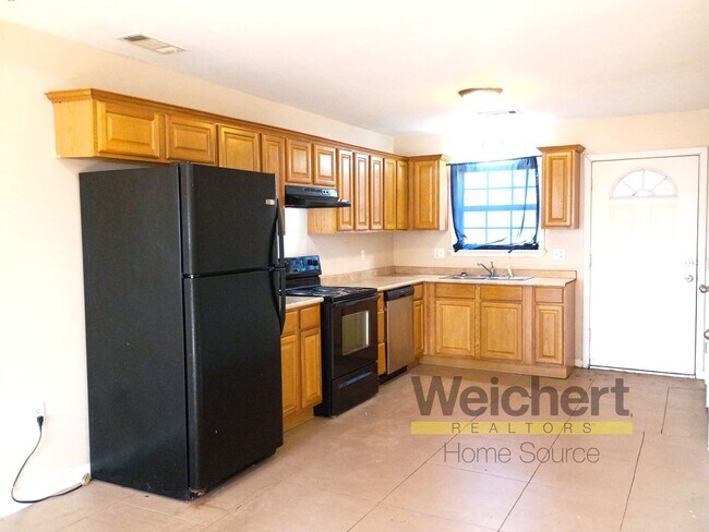 Foto del edificio - 107 N 5th St