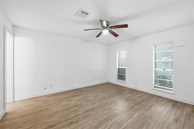 Foto del edificio - 1421 Bosque Dr